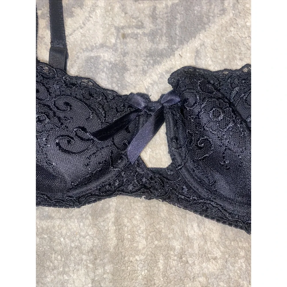 Sophie‎ B. Push-up Demi Black Bra, 34B New
